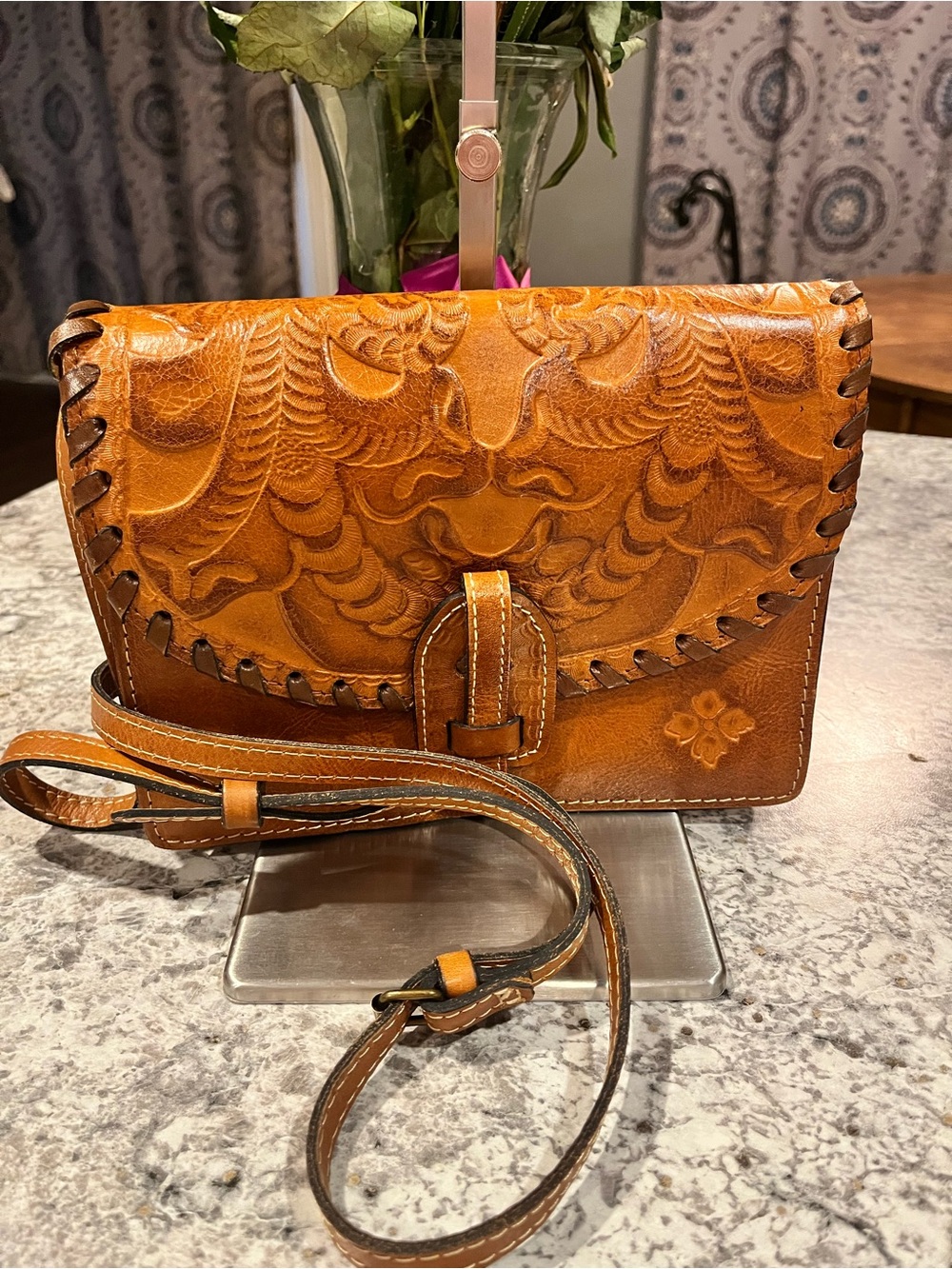 Patricia Nash Hand-Tooled Tan Leather Crossbody Bag EUC - Picture 5 of 16
